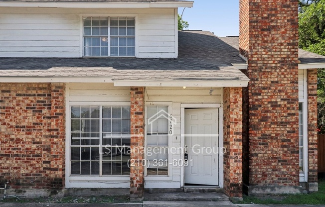 6720 WINDSOR HOLW DR