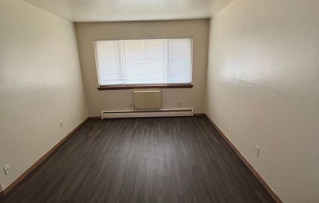 2830 W. Bobolink Ave.