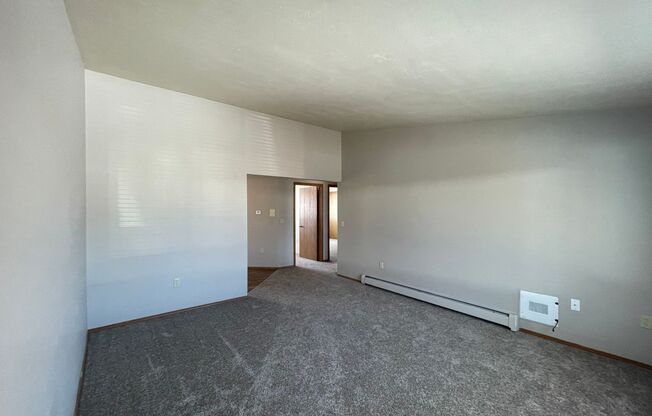 2711 Humboldt Rd
