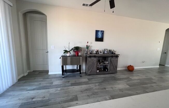 3 beds, 2 baths, $2,200