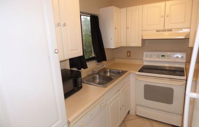 2 beds, 2 baths, $1,500