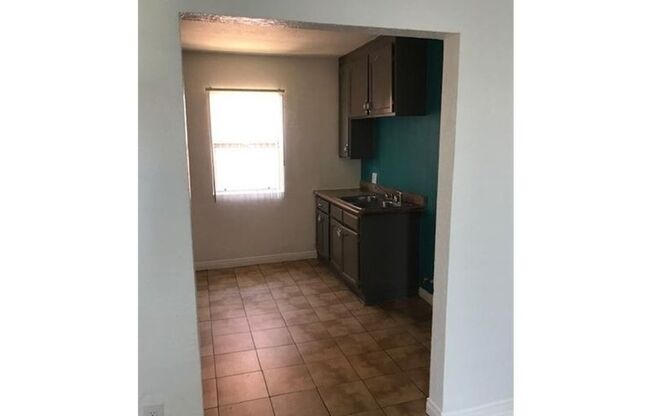 1150 W 88th St