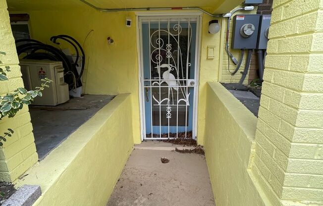 Charming 1928 Row Home for Rent with Modern Amenities — 2 Bedroom 2 Full Bath w/ 2 Half Baths, 2 Kitchens, located in Kingman Park, Near DC Armory & Eastern Market