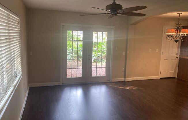 3BD/2BA HOME IN "OLDE WINDERMERE"