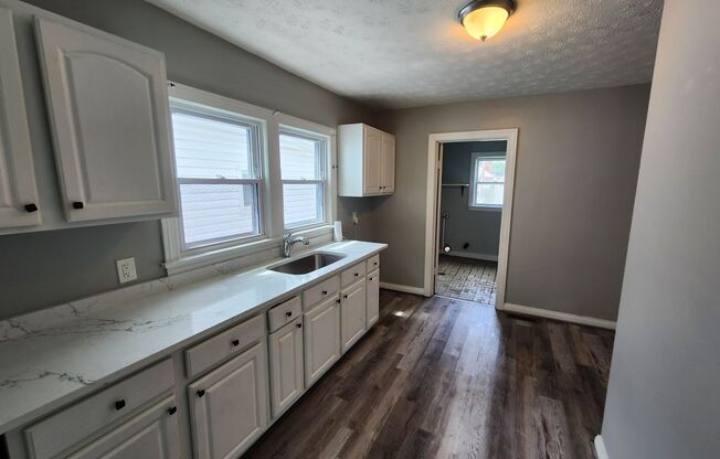 Charming 2 bedroom 1 bath home with recent updates!