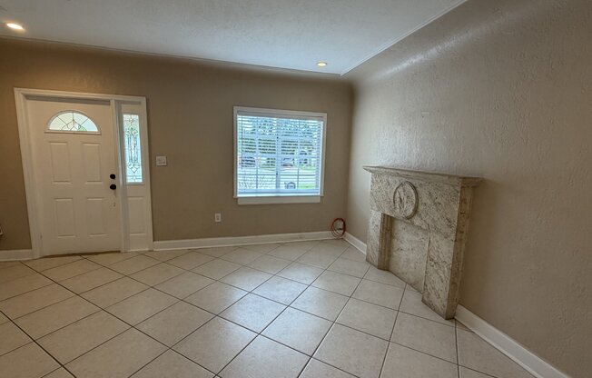 520 SW 56 AVE