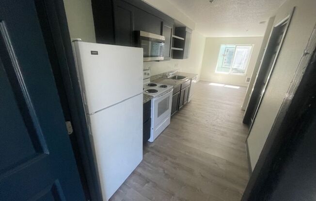 1 bed, 1 bath, 600 sqft, $1,200, Unit 108