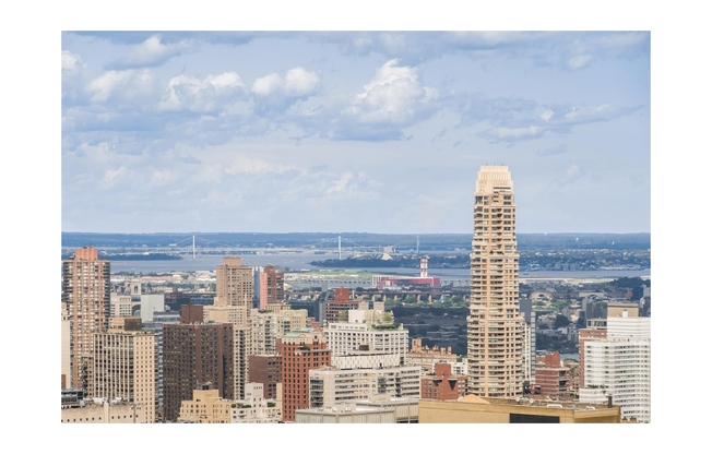 2 beds, 3.5 baths, $15,000, Unit 5101