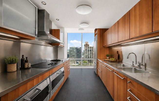 2 beds, 2.5 baths, 2,000 sqft, $19,500, Unit 42H
