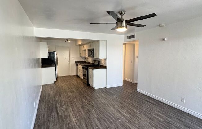 3526 E Montecito Ave