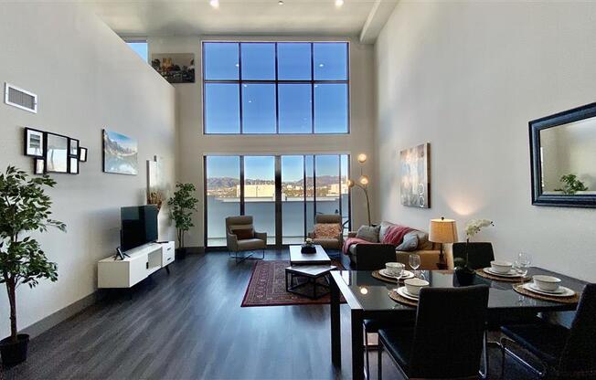 Luxurious Living Space at The Mansfield at Miracle Mile, Los Angeles, CA, 90036