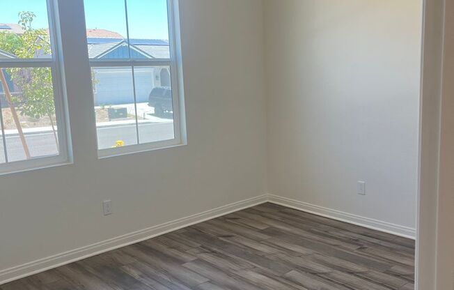 Lake Elsinore 5 Bedroom