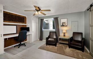 3 beds, 2 baths, $2,100, Unit 419 S Barker Rd