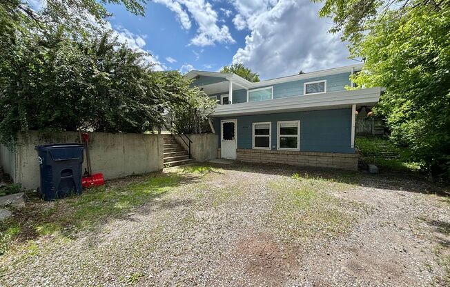 421 North Rouse Ave