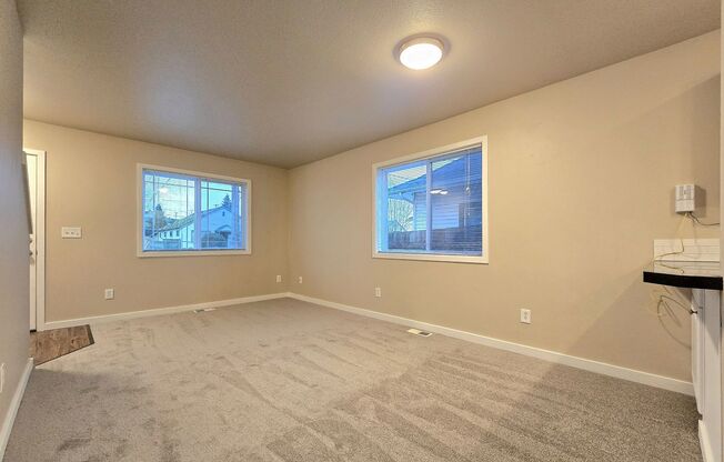 3 beds, 1.5 baths, 900 sqft, $1,925, Unit Unit A