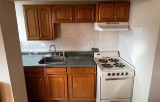 1 bed, 1 bath, 600 sqft, $1,900, Unit 17