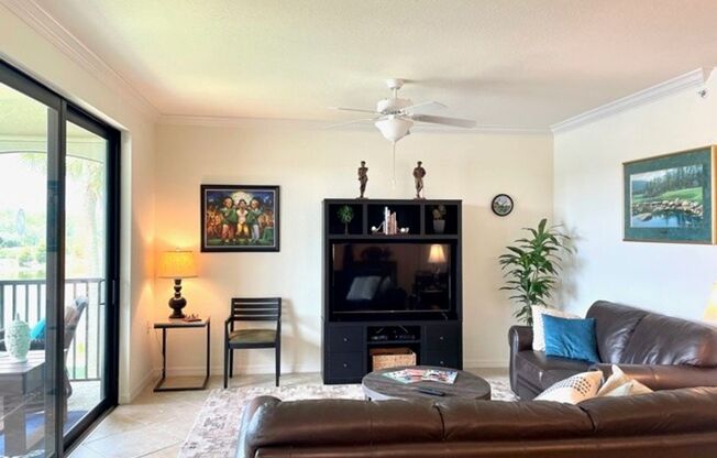 2 beds, 2 baths, $2,500