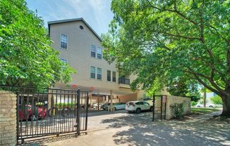 2 beds, 1.5 baths, $2,150, Unit #205