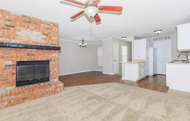 Home - Savoy Apartments - Overland Park, KS