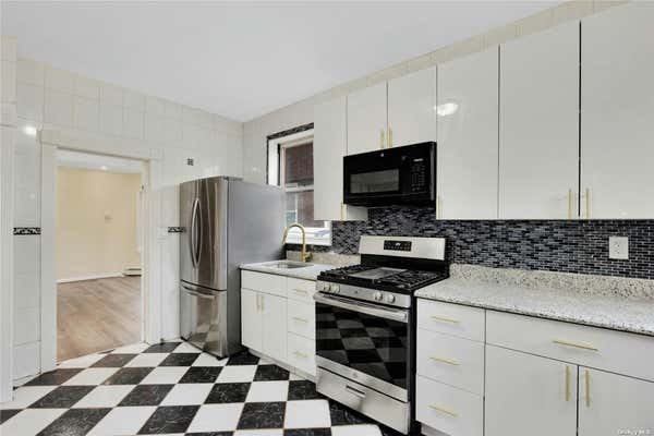 3 beds, 1 bath, $3,500, Unit 1ST FL