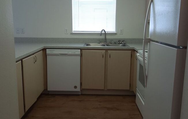 1 bed, 1 bath, 720 sqft, $1,295, Unit 93