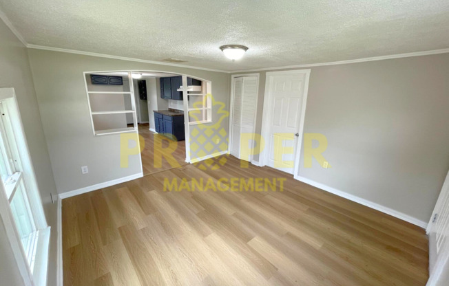 3 beds, 1 bath, $1,000