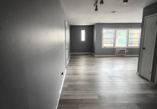 5746 W 35 ST