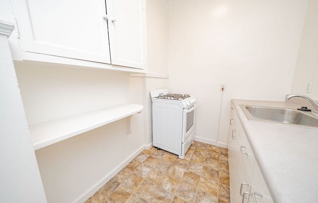 Studio, 1 bath, $1,495, Unit 102