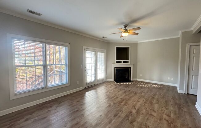 *Move In Special* 2 Bed | 2.5 Bath Raleigh Townhome near NCSU