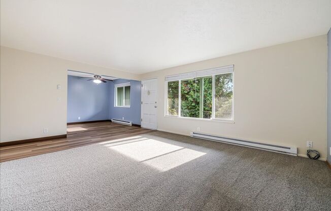 2 beds, 1 bath, 900 sqft, $1,175, Unit 2305-10