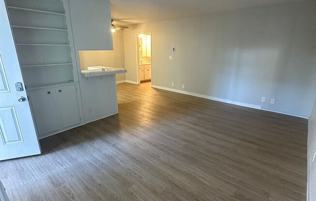 1 bed, 1 bath, 681 sqft, $1,995, Unit #19