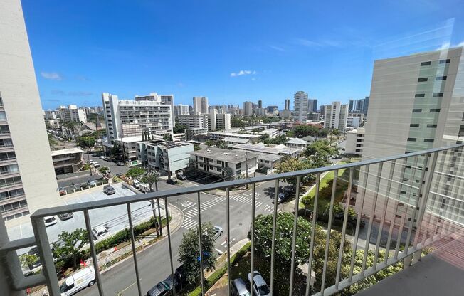 Hale O Kalani Towers - 1702 Kewalo St. #804. 2 bed 1 bath 1 parking available now!