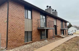 4210 Huntington Ave