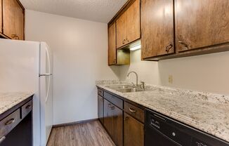 Caravelle Apartments | St. Anthony