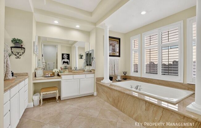 5111 CROWN CYPRESS ST