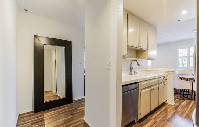 1 bed, 1 bath, 741 sqft, $2,500, Unit 104