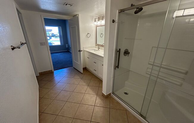 1 bed, 1 bath, $1,395, Unit UNIT 1013