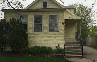 3 beds, 1 bath, $1,200