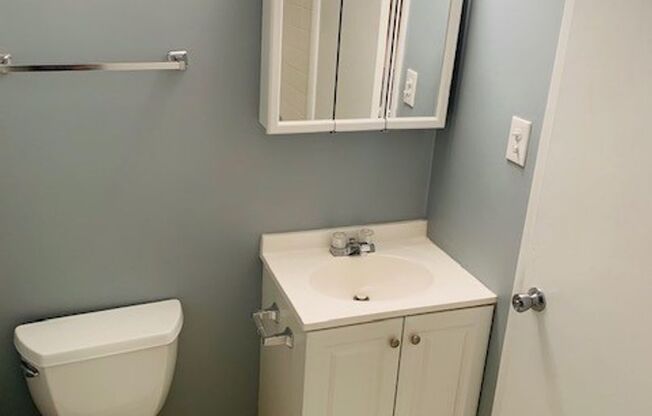 1 bed, 1 bath, 465 sqft, $1,150, Unit 09161R
