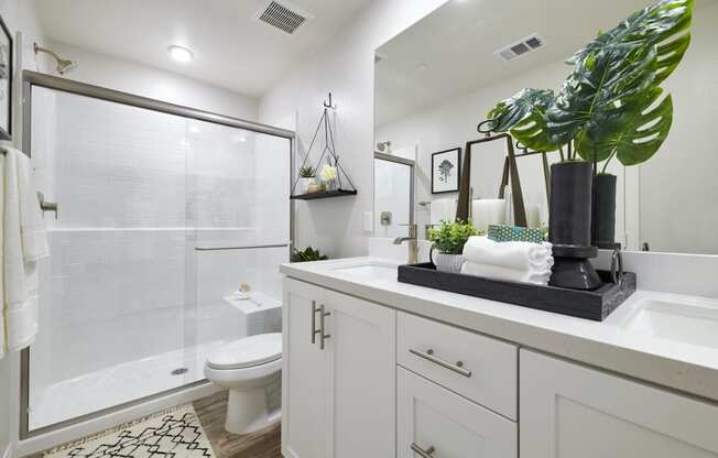 Lincoln Village Apartment Homes in Riverside California