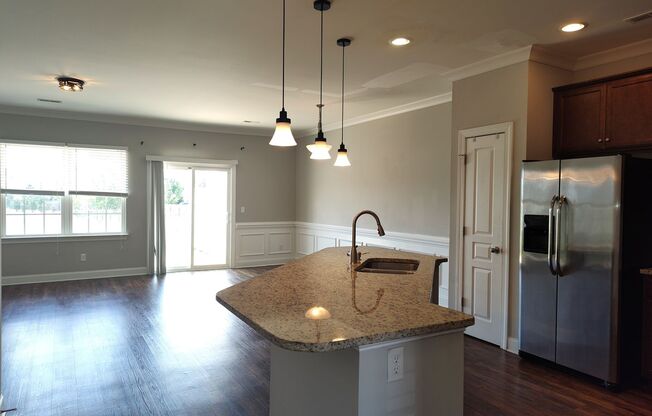 Charming Townhome located in the Settlers Landing Community in Concord NC!