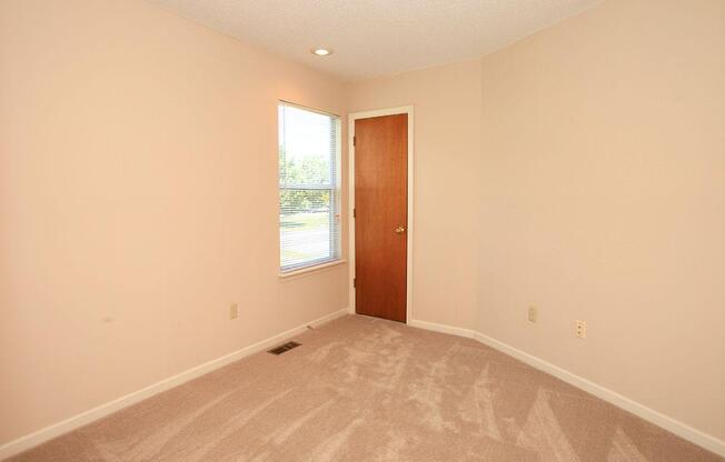 3 beds, 2 baths, 1,450 sqft, $1,995