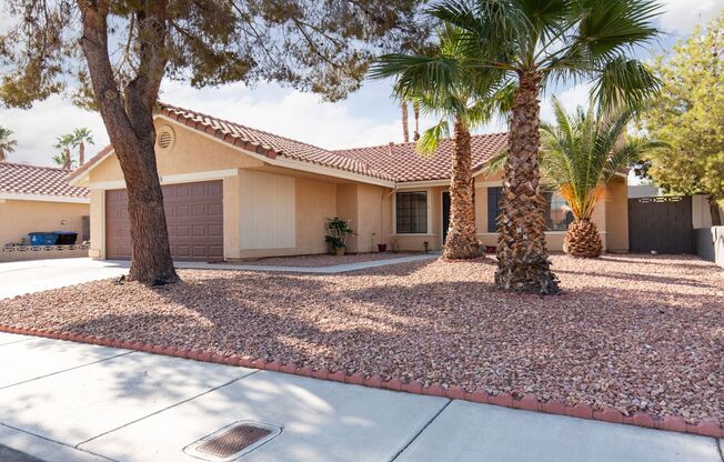 STUNNING Single Story home with a POOL in Henderson