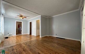 Charming 2 Bedroom Home in St. Paul