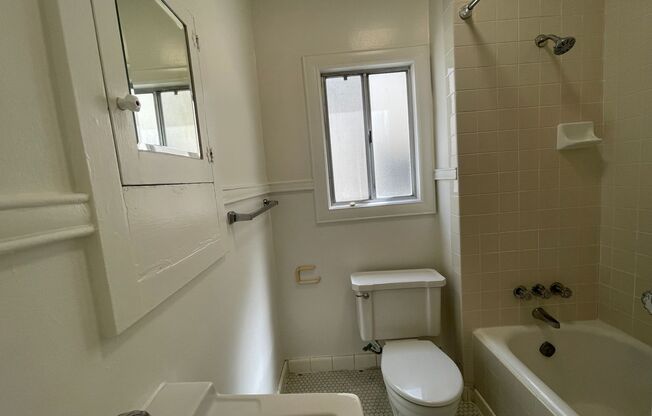 Studio, 1 bath, $1,545, Unit 14