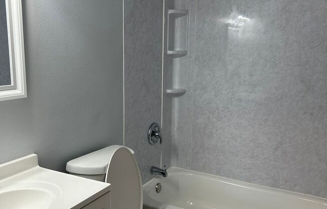 1 bed, 1 bath, 650 sqft, $1,279, Unit 203