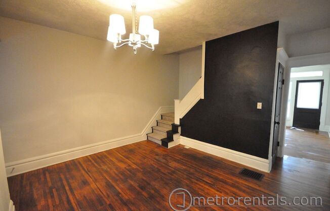 2 beds, 1 bath, $1,325