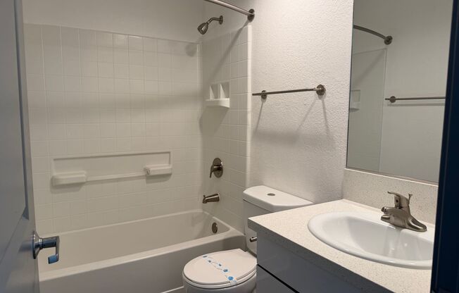 2 beds, 2 baths, 925 sqft, $3,185, Unit A120