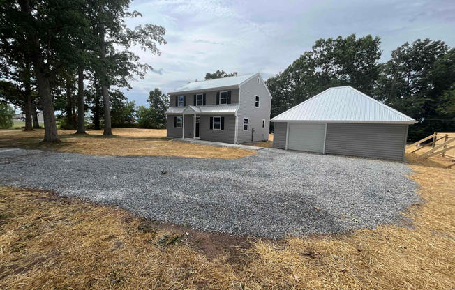 2440 OLD HARRISBURG RD