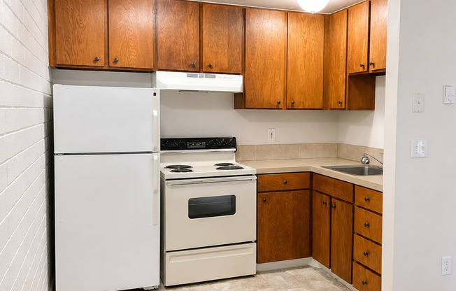 Large Greenspace Units Conveniently Located off I-5 and SR 500.
